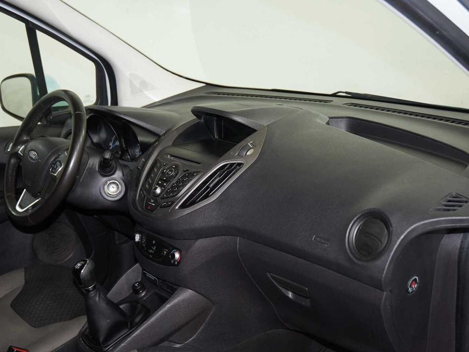 Ford Tourneo Courier 1.5TDCi Titanium 95