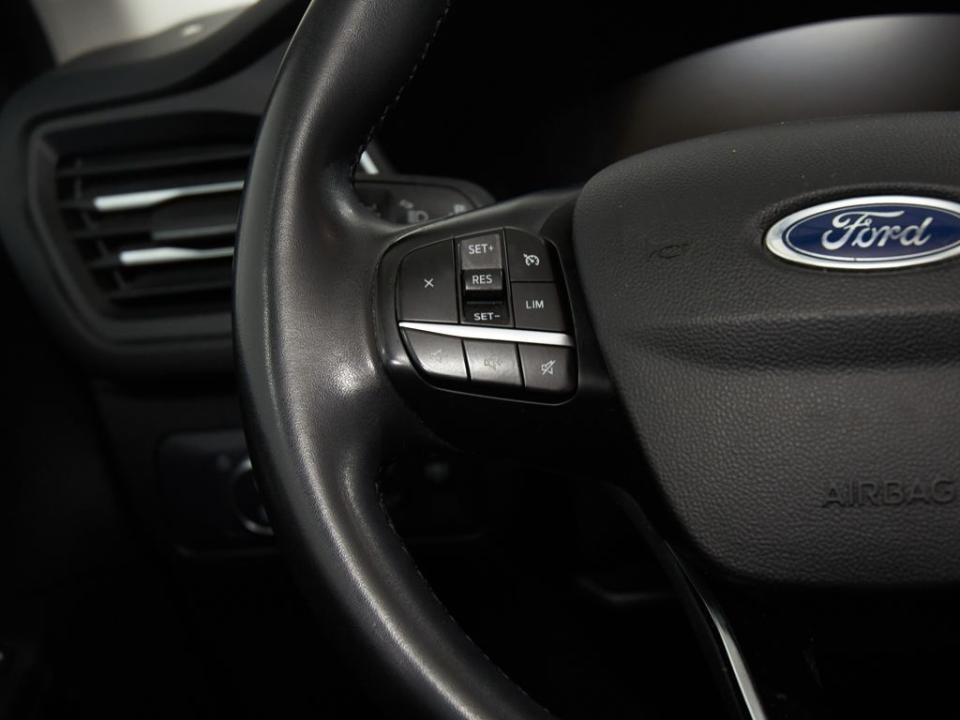 Ford Kuga 1.5 EcoBoost Titanium FWD 150