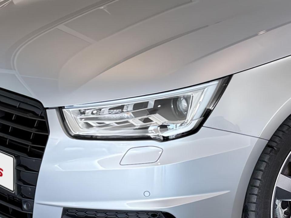 Audi A1 Sportback Adrenalin 1.4 TFSI 92 kW (125 CV) S tronic
