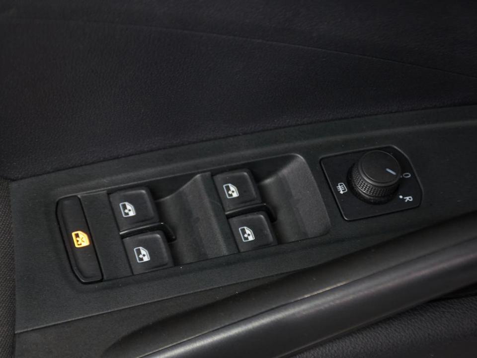 imagen swiper vehículo 28