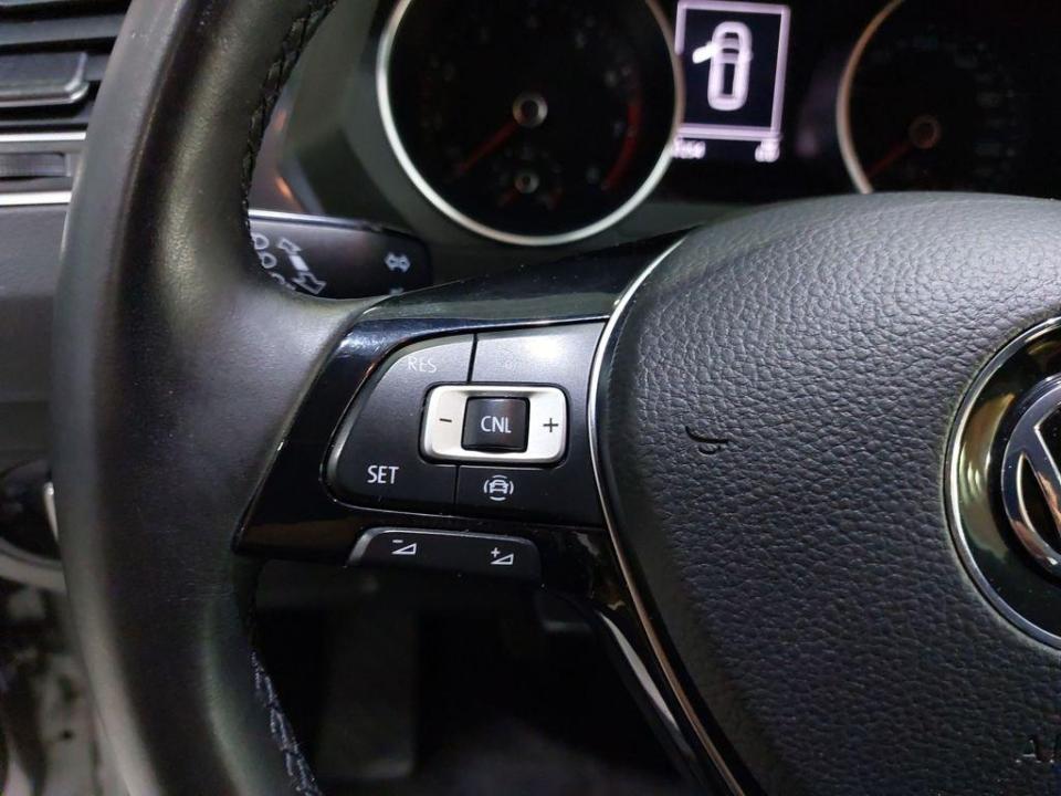 imagen swiper vehículo 9