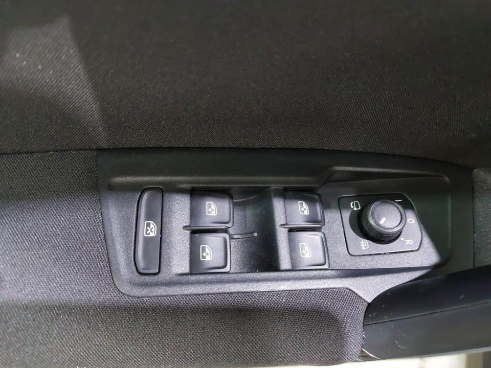 imagen swiper vehículo 13