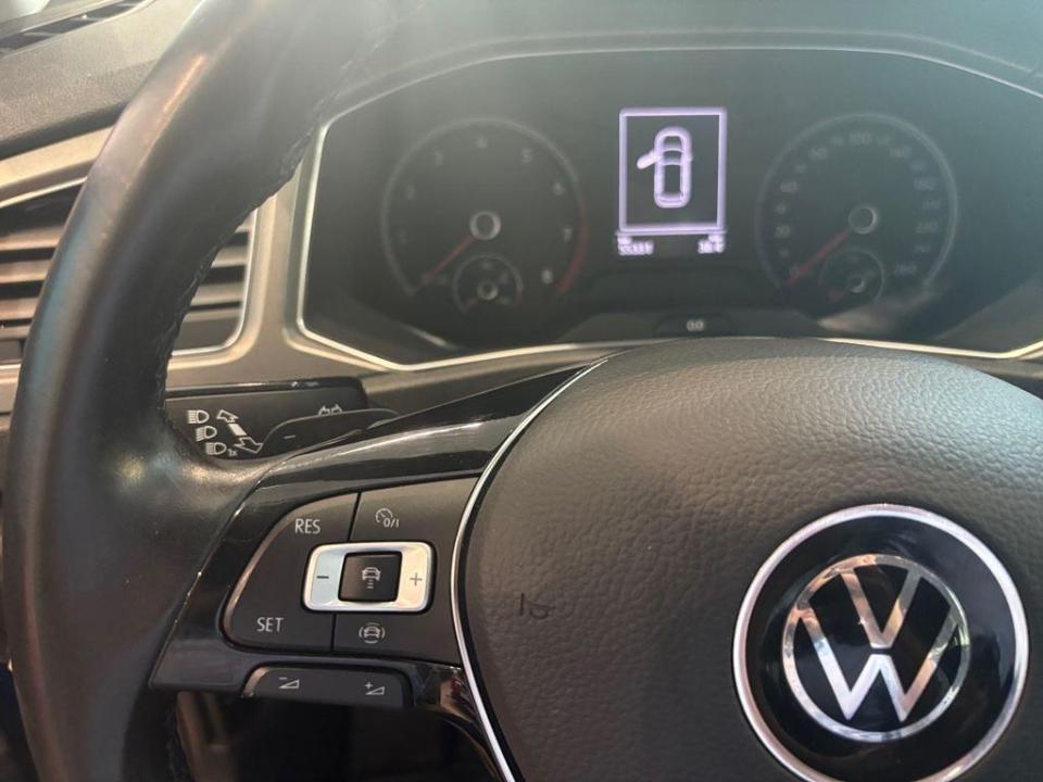 imagen swiper vehículo 9