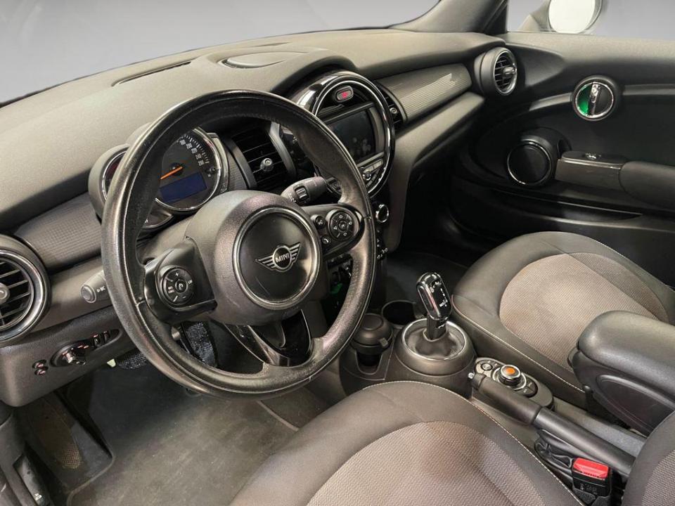 imagen swiper vehículo 12