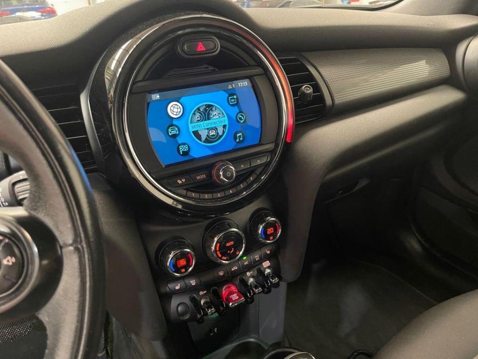 imagen swiper vehículo 17