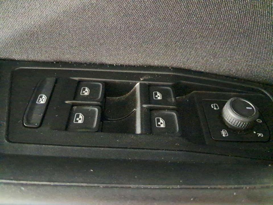 imagen swiper vehículo 13