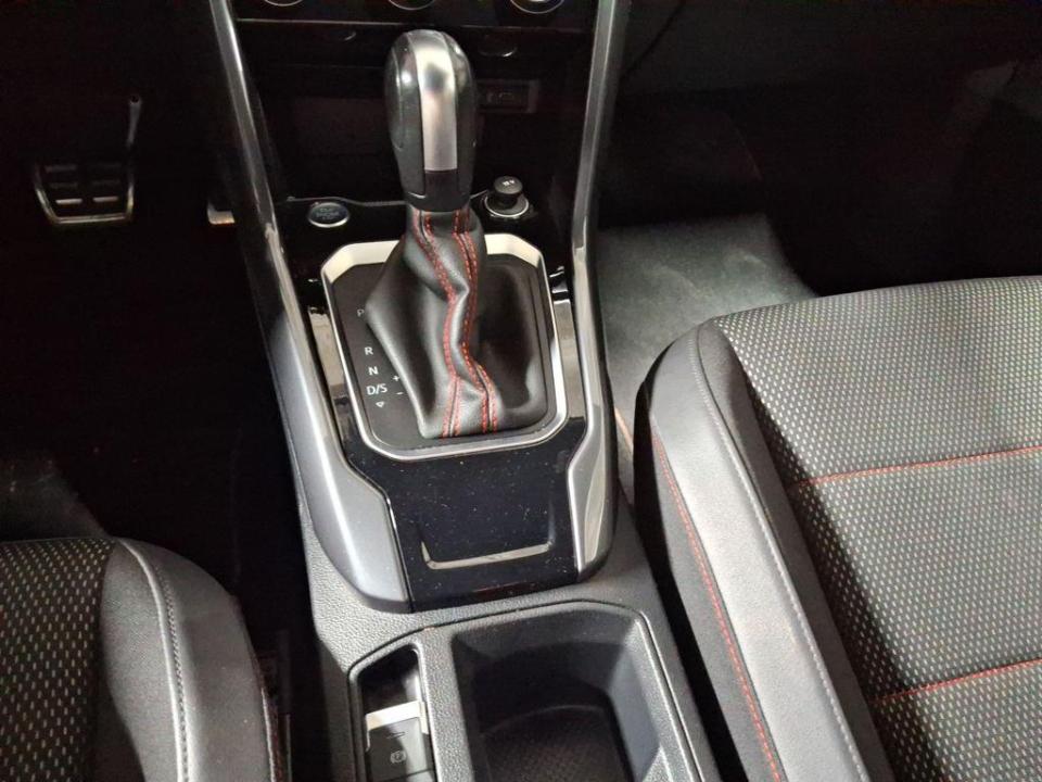 imagen swiper vehículo 13