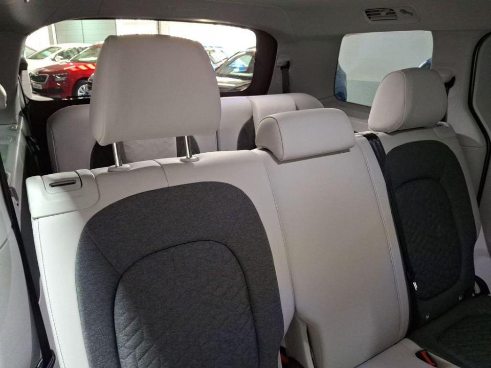 imagen swiper vehículo 18