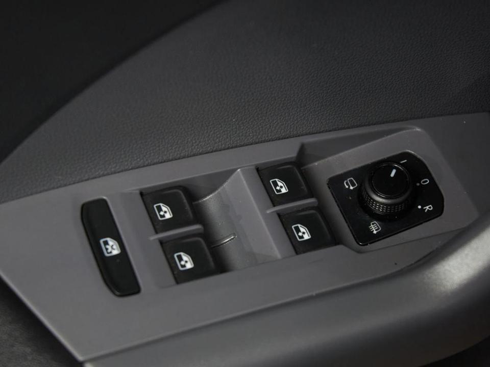 imagen swiper vehículo 14