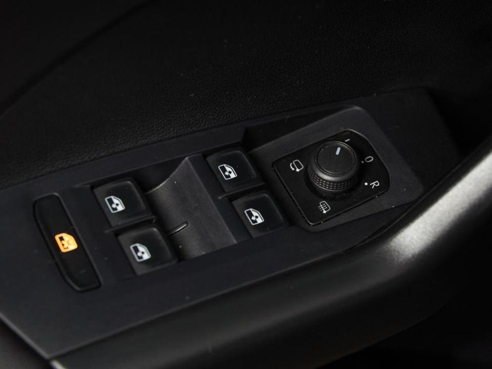 imagen swiper vehículo 13