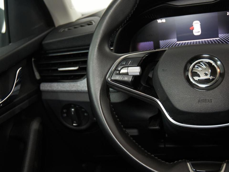 imagen swiper vehículo 11