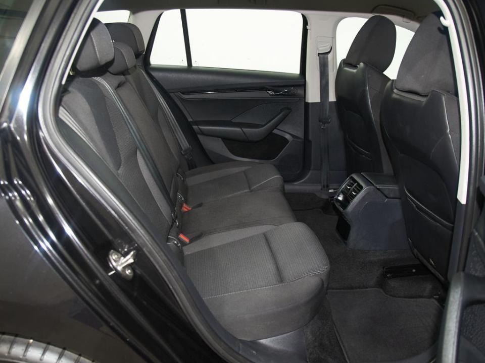 imagen swiper vehículo 6