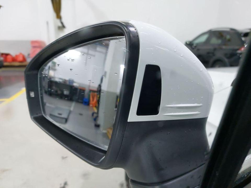 imagen swiper vehículo 12