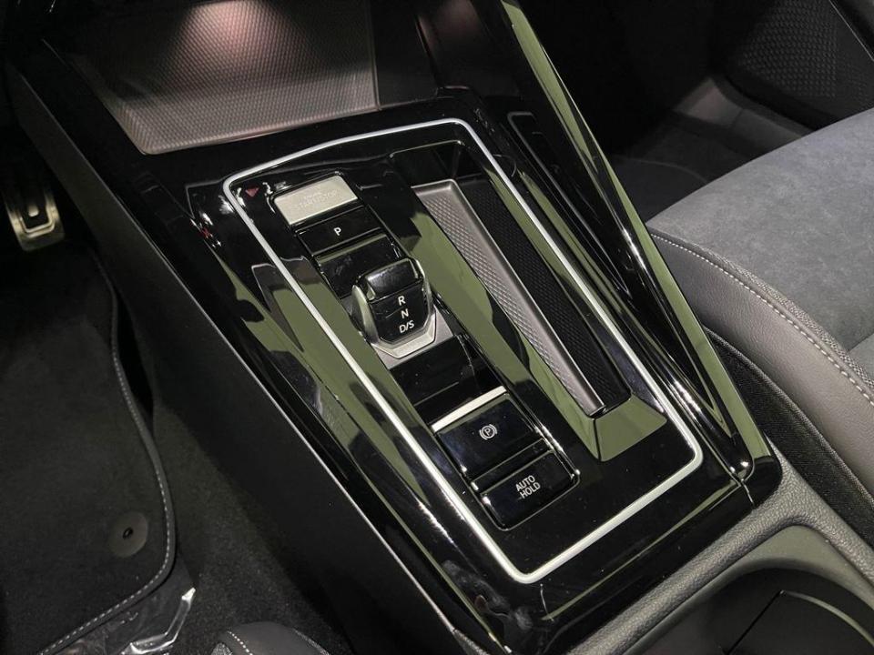 imagen swiper vehículo 12