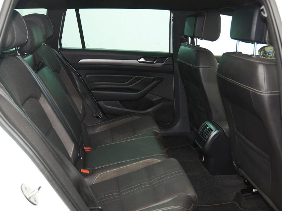 imagen swiper vehículo 6