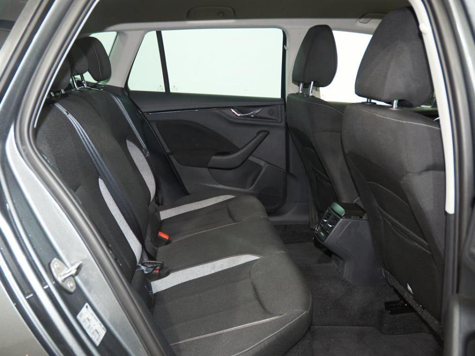 imagen swiper vehículo 6