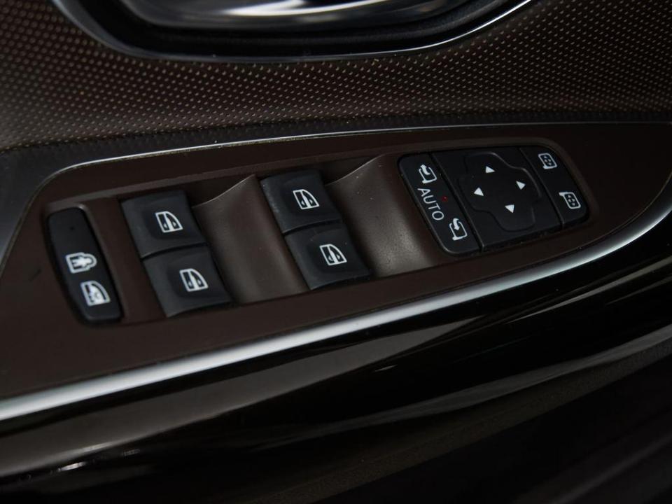 imagen swiper vehículo 14