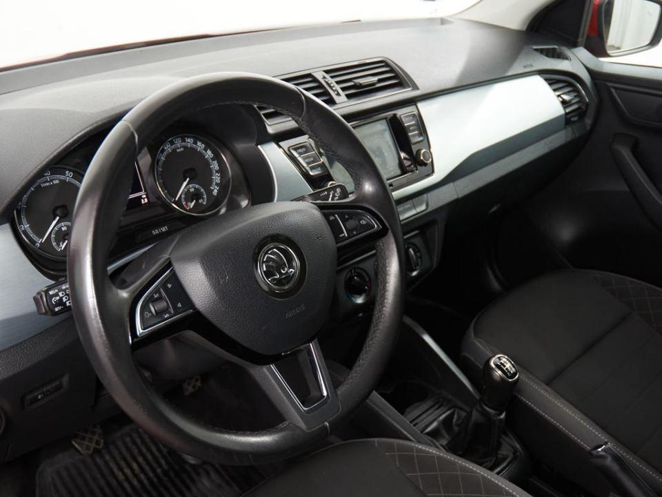 imagen swiper vehículo 9