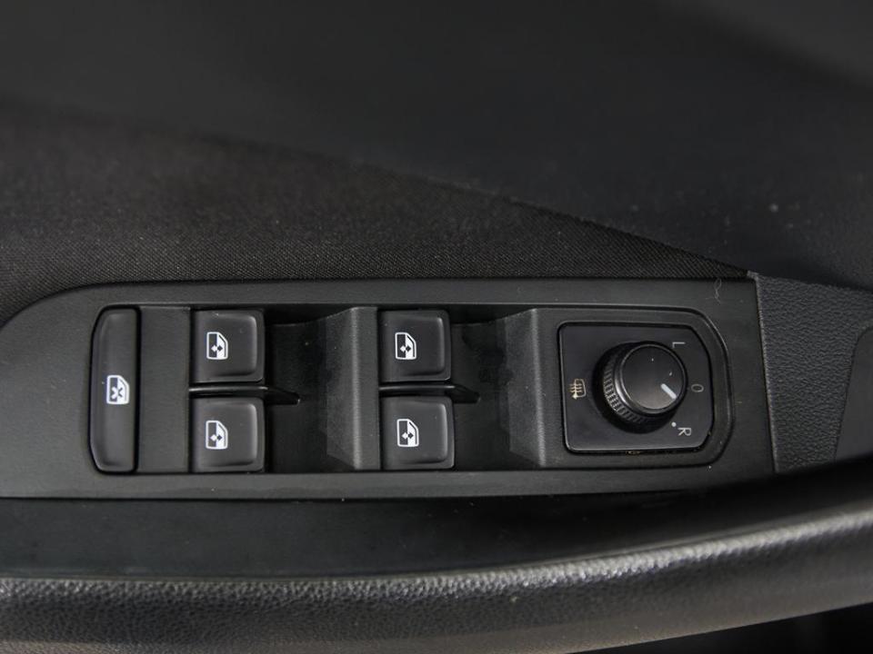 imagen swiper vehículo 13