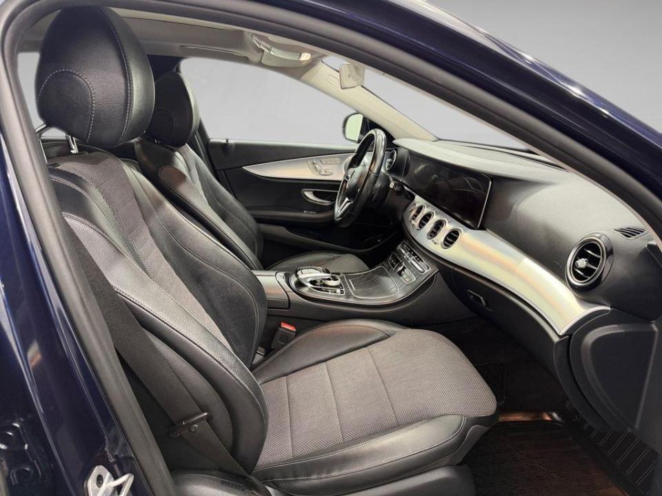 imagen swiper vehículo 9