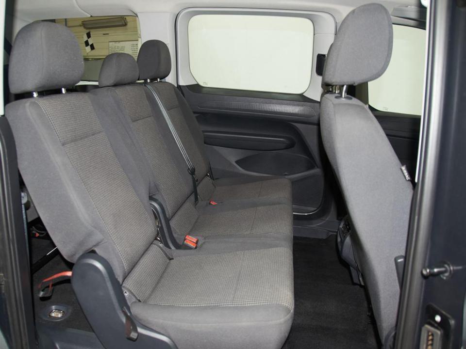 imagen swiper vehículo 6