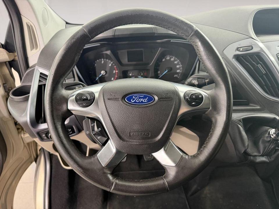 imagen swiper vehículo 9