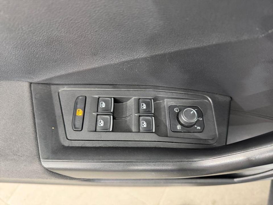 imagen swiper vehículo 13