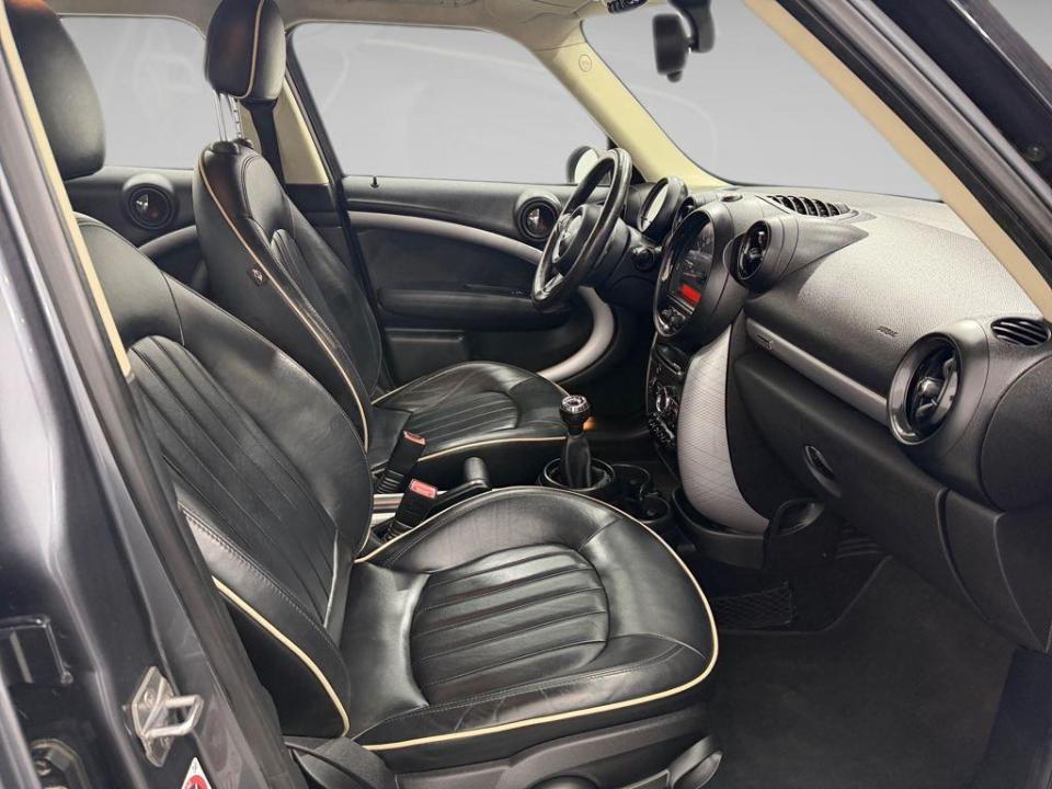 imagen swiper vehículo 9