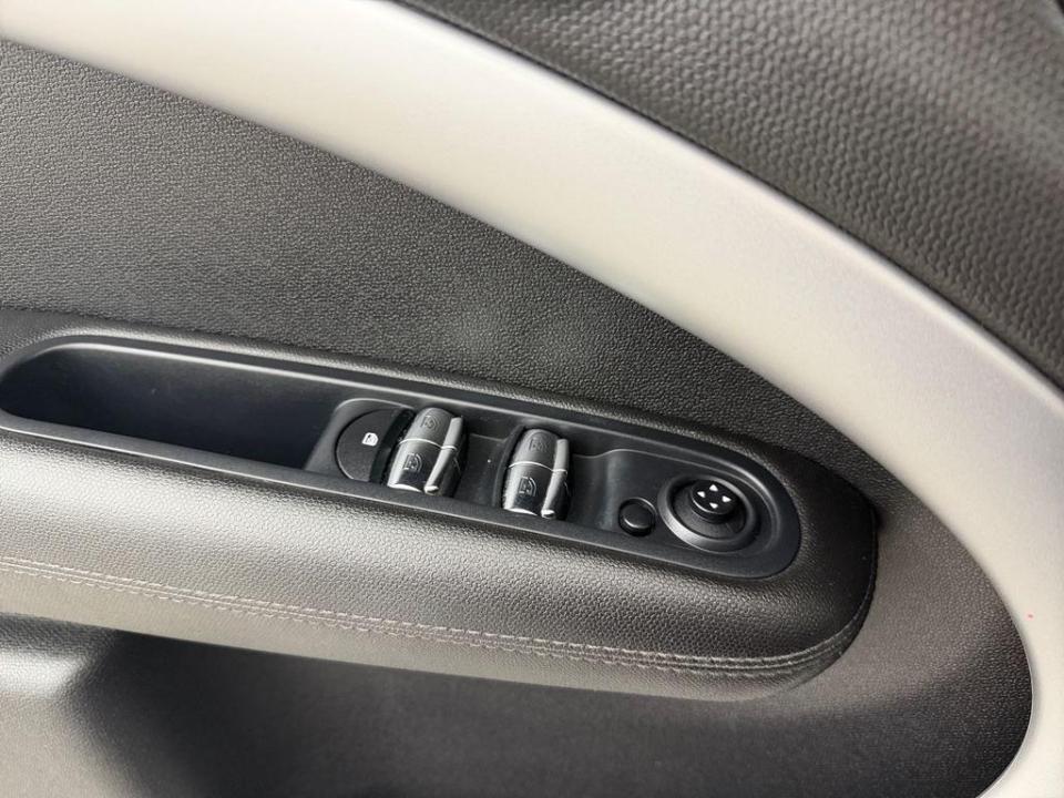 imagen swiper vehículo 15