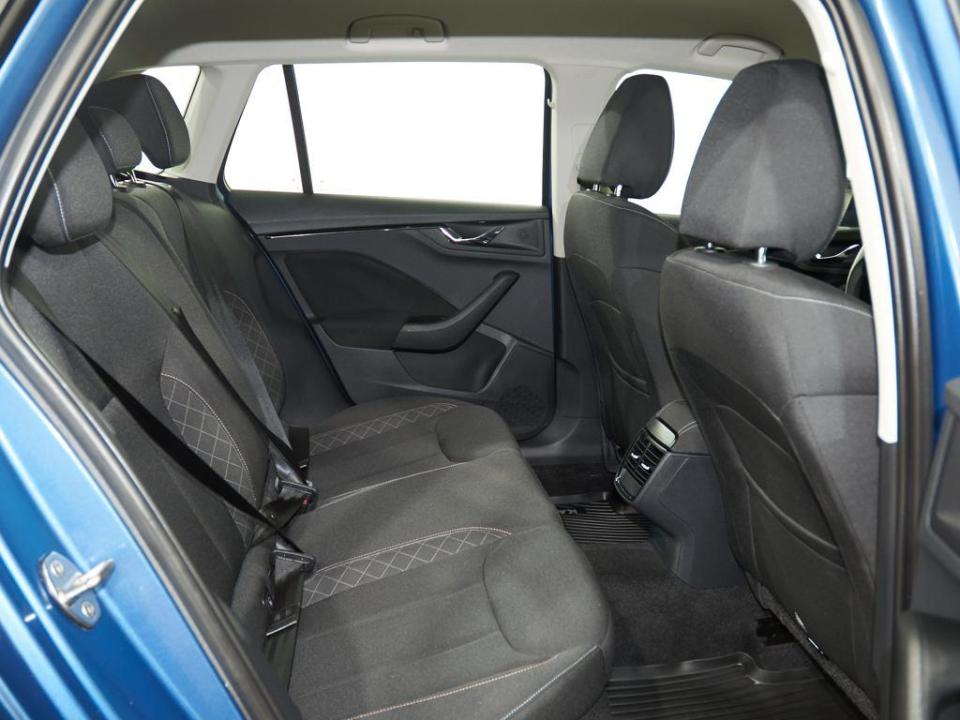 imagen swiper vehículo 6