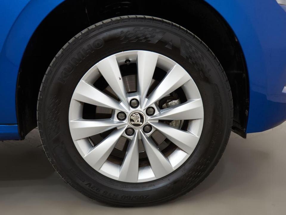 imagen swiper vehículo 8