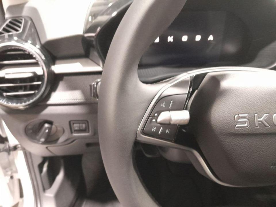 imagen swiper vehículo 9