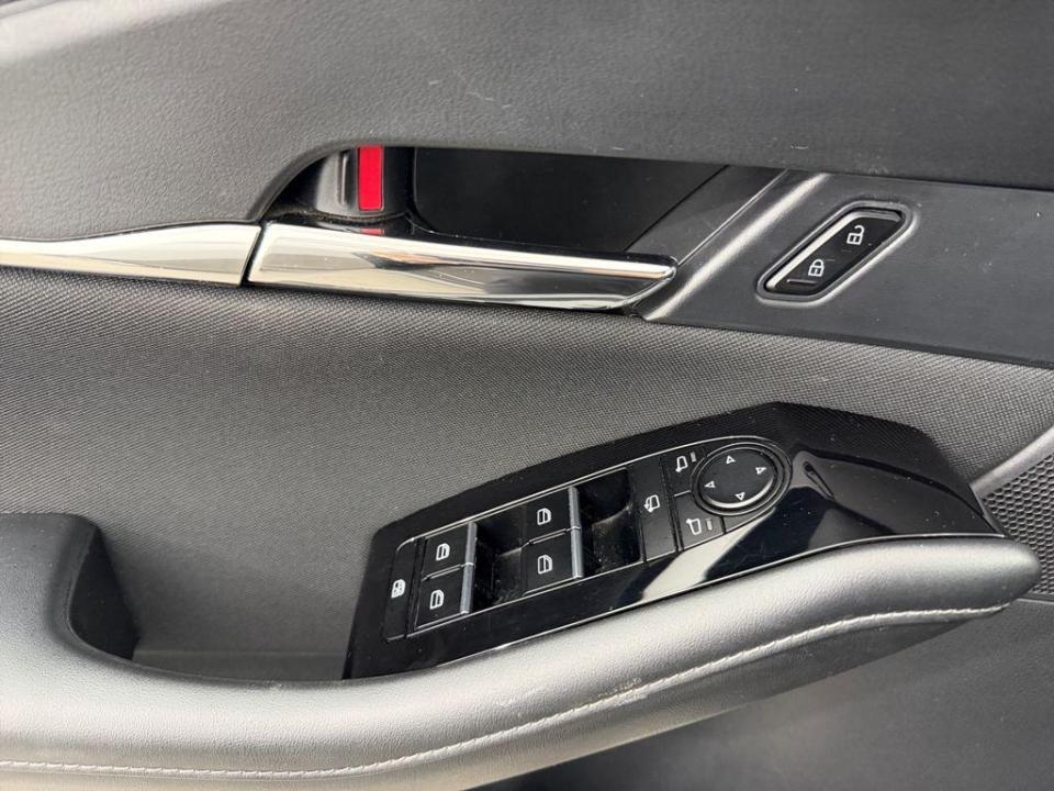 imagen swiper vehículo 16