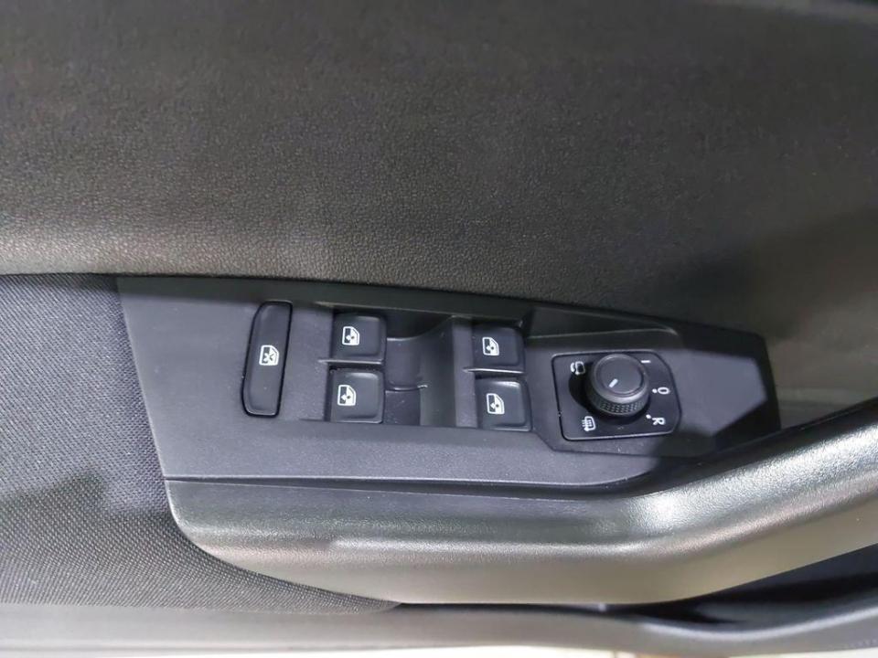 imagen swiper vehículo 13