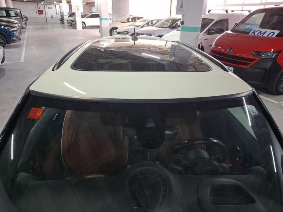 imagen swiper vehículo 16