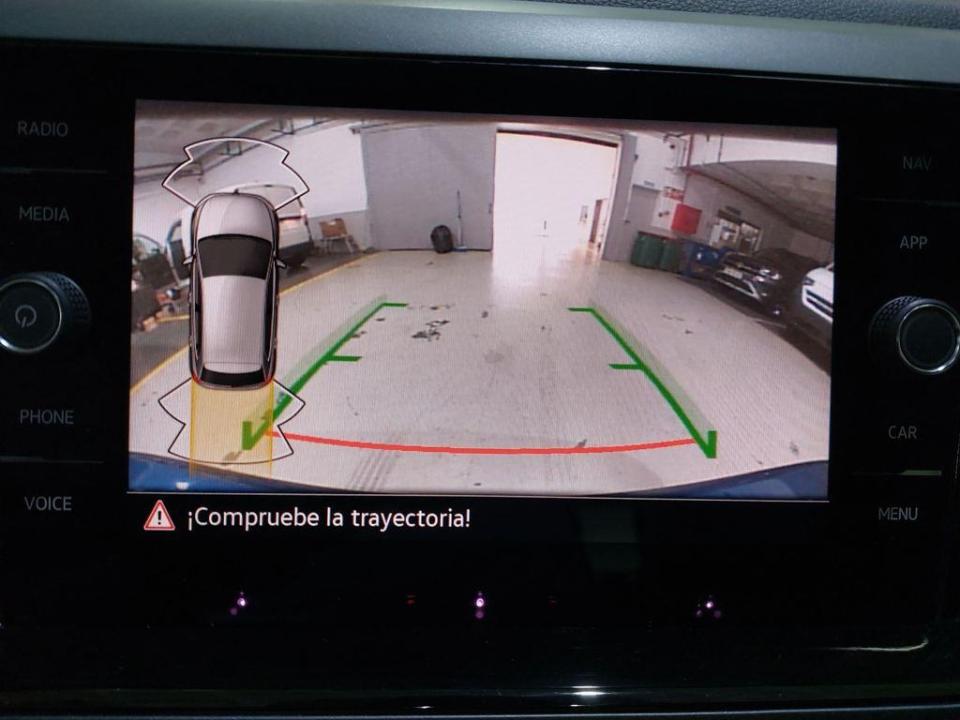 imagen swiper vehículo 13