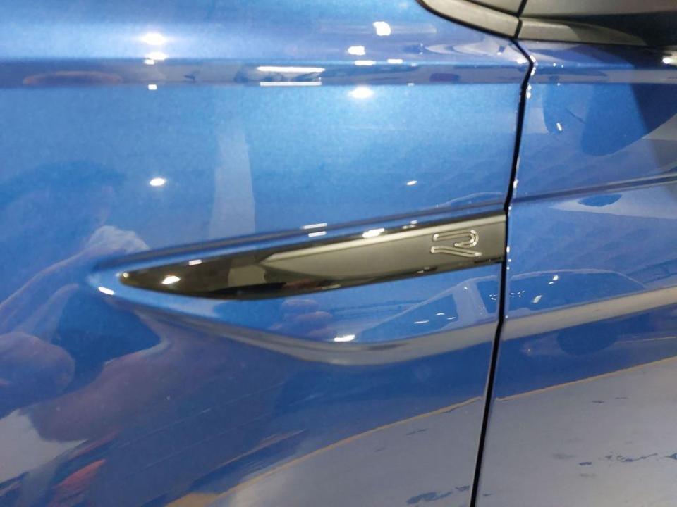 imagen swiper vehículo 14