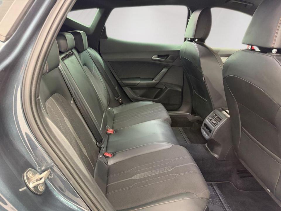 imagen swiper vehículo 6