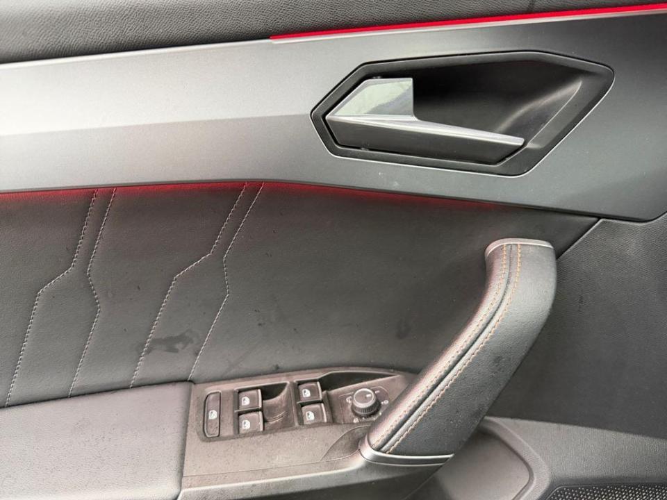 imagen swiper vehículo 12