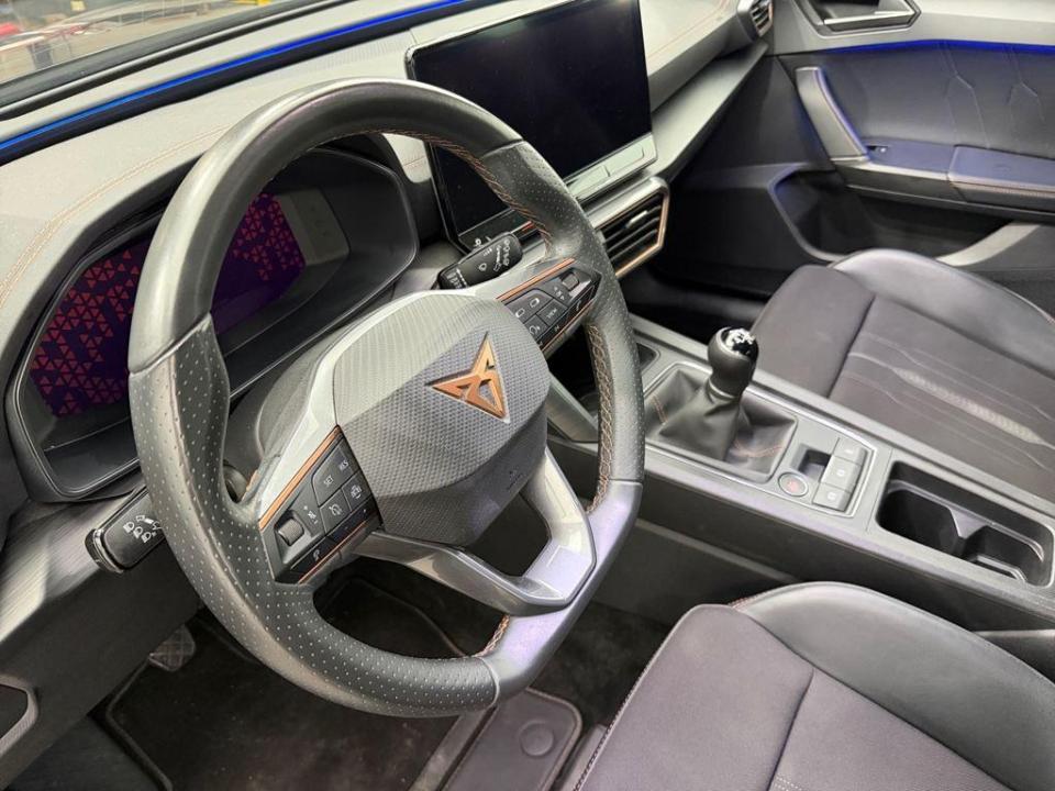 imagen swiper vehículo 13