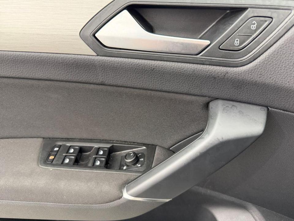 imagen swiper vehículo 13