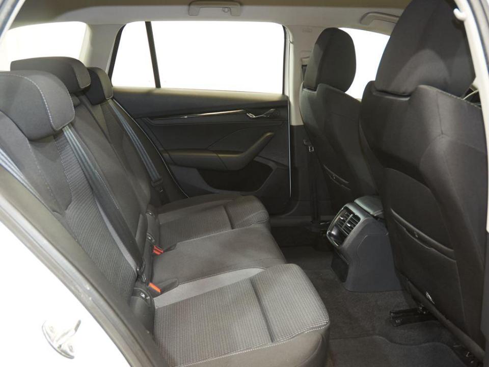 imagen swiper vehículo 6