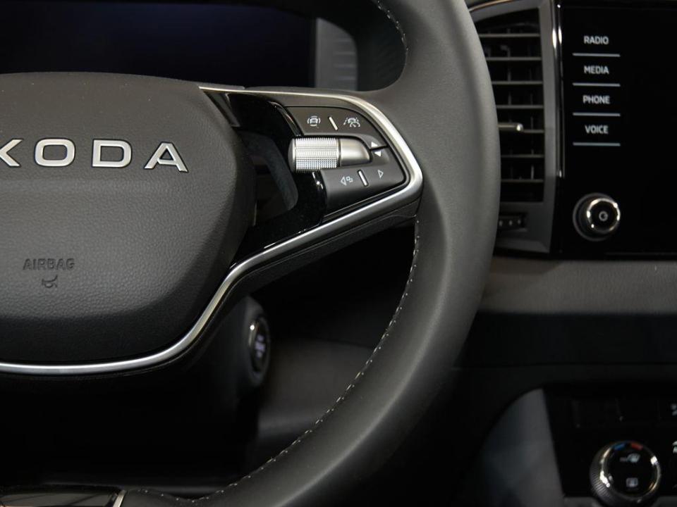 imagen swiper vehículo 12