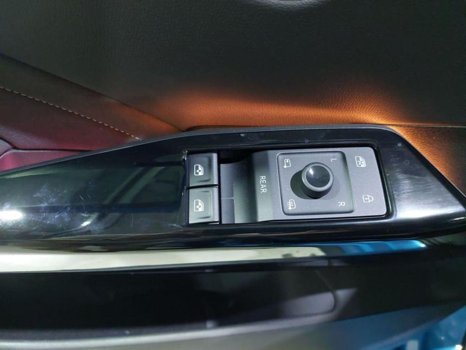 imagen swiper vehículo 12