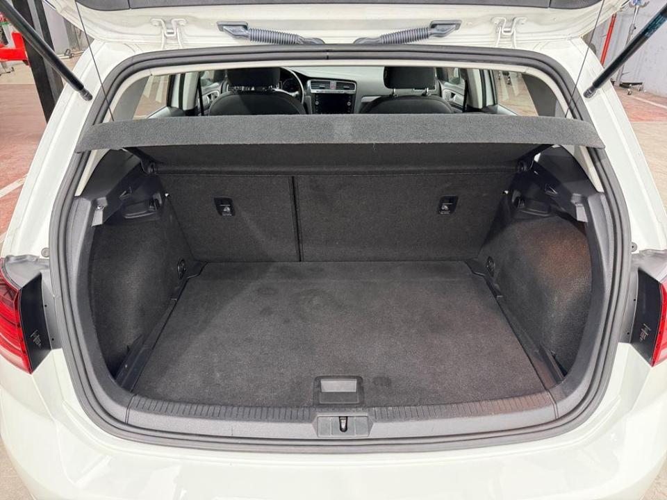 imagen swiper vehículo 7