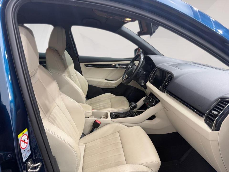 imagen swiper vehículo 5