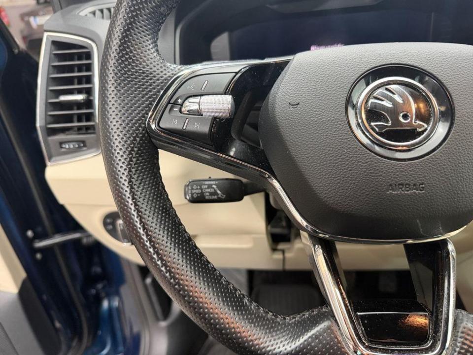 imagen swiper vehículo 11