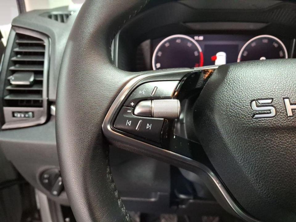 imagen swiper vehículo 9