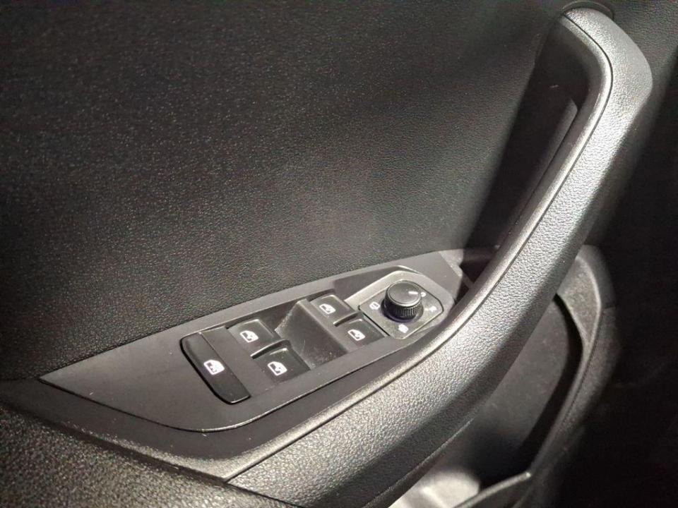 imagen swiper vehículo 17