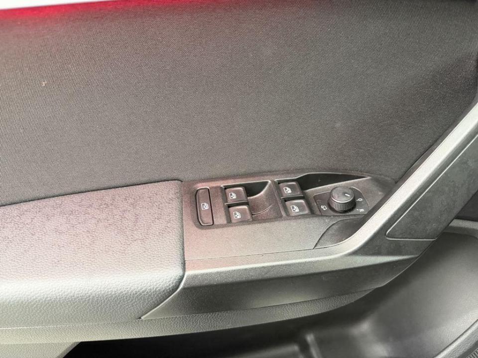 imagen swiper vehículo 12